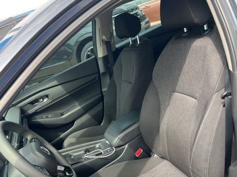 Used 2023 Honda Accord EX image 14
