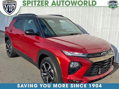 Used 2021 Chevrolet TrailBlazer RS w/ Sun and Liftgate Package image 1