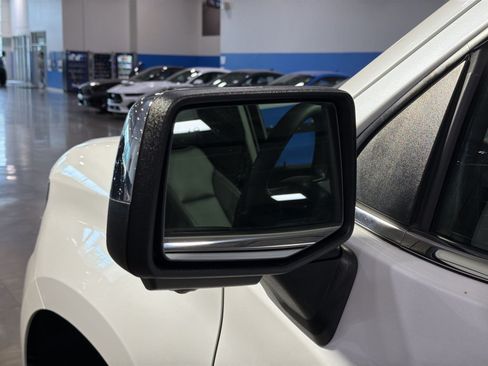 Used 2023 Chevrolet Silverado 1500 LTZ AWD/4WD image 14