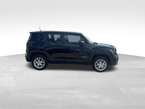 Used 2023 Jeep Renegade Latitude AWD/4WD image 8