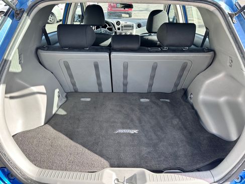 Used 2010 Toyota Matrix FWD image 8