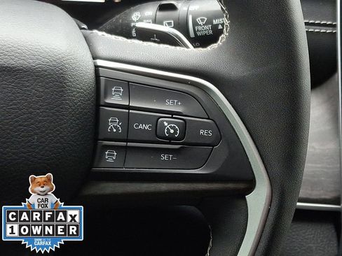 Used 2023 Jeep Grand Cherokee L Limited w/ Trailer Tow Group (B) image 24