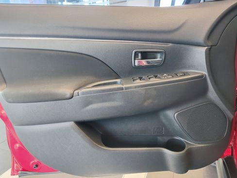 Used 2018 Mitsubishi Outlander Sport LE FWD image 24