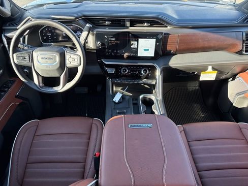 New 2026 GMC Sierra 2500 Denali Ultimate image 15