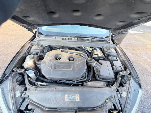 Used 2016 Ford Fusion SE w/ Equipment Group 202A image 16