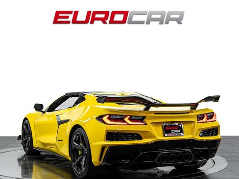 Used 2026 Chevrolet Corvette Z06 RWD image 4