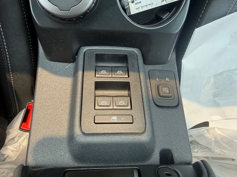 New 2026 Ford Bronco Big Bend AWD/4WD image 31