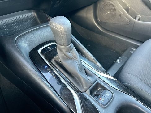 Used 2020 Toyota Corolla LE FWD image 23