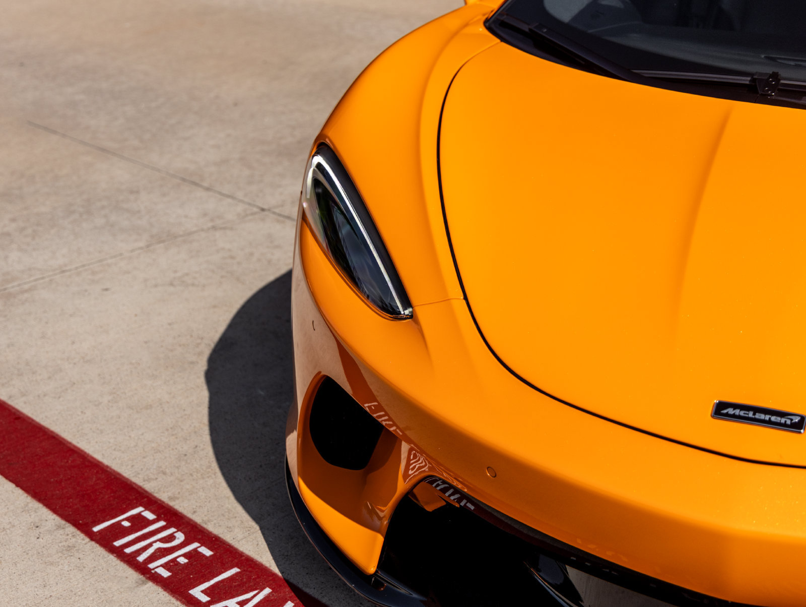 Used 2022 McLaren GT RWD image 21