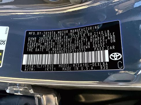 Used 2025 Toyota Corolla LE image 30