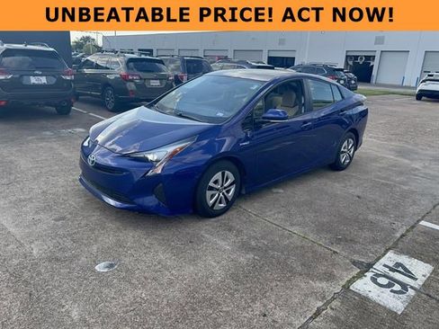 Used 2016 Toyota Prius Three image 1