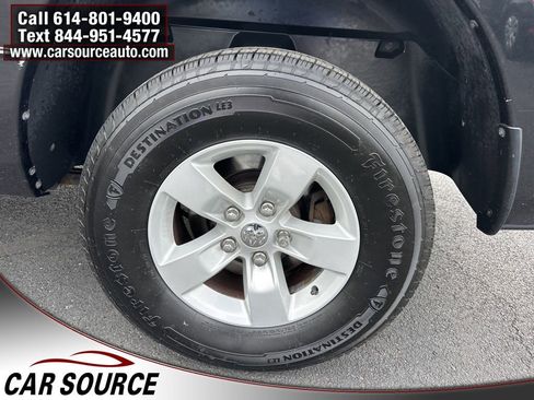Used 2017 RAM 1500 Classic SLT AWD/4WD image 17