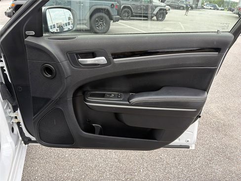 Used 2021 Chrysler 300 S RWD image 13