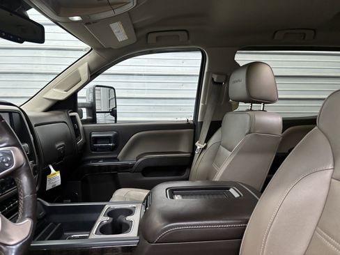 Used 2016 GMC Sierra 2500 Denali w/ Duramax Plus Package image 21