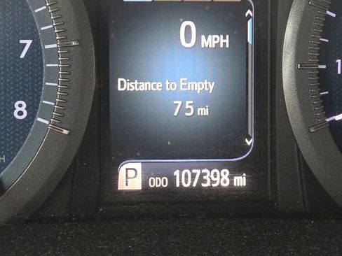 Used 2018 Toyota Sienna LE AWD/4WD image 16