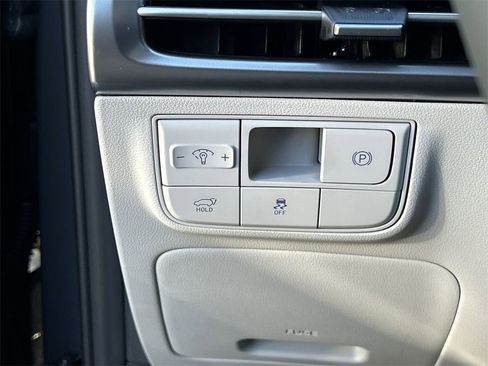 New 2026 Hyundai Tucson Limited image 27