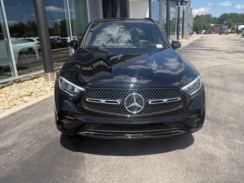 Used 2026 Mercedes-Benz GLC 300 4MATIC image 3