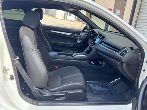 Used 2019 Honda Civic Sport image 14