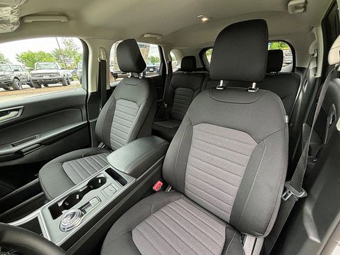 New 2024 Ford Edge SE w/ Black Appearance Package image 36