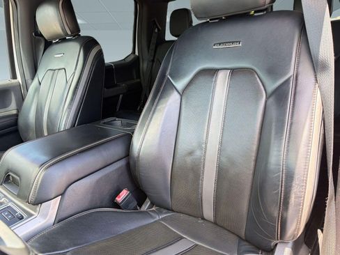 Used 2018 Ford F150 Platinum w/ Equipment Group 701A Luxury AWD/4WD image 24