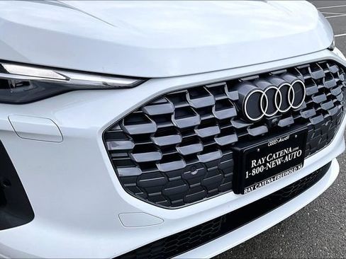 Used 2025 Audi Q5 Premium w/ Convenience Package AWD/4WD image 33