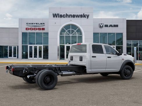 New 2026 RAM 5500 Tradesman AWD/4WD image 4
