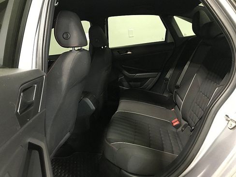 Used 2019 Volkswagen Jetta GLI FWD image 20