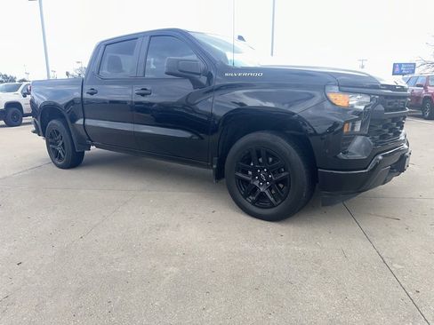 Used 2023 Chevrolet Silverado 1500 Custom image 6