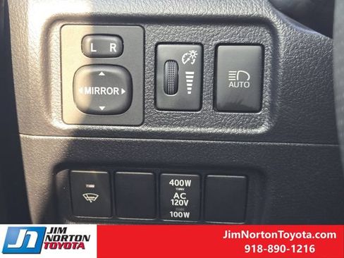 Used 2020 Toyota 4Runner SR5 Premium w/ Moonroof Package AWD/4WD image 24