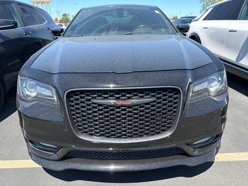 Used 2021 Chrysler 300 S w/ S Model Appearance Package RWD image 7