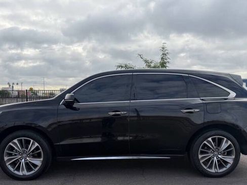 Used 2017 Acura MDX SH-AWD w/ Technology Package image 2