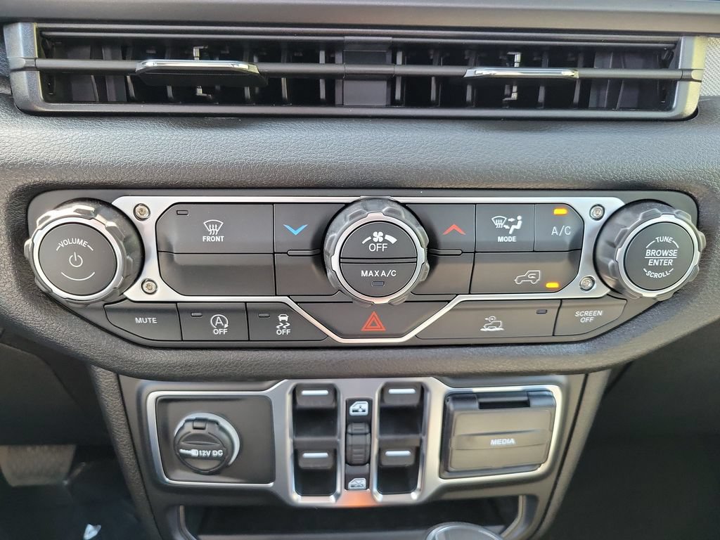 New 2026 Jeep Gladiator Sport AWD/4WD image 22