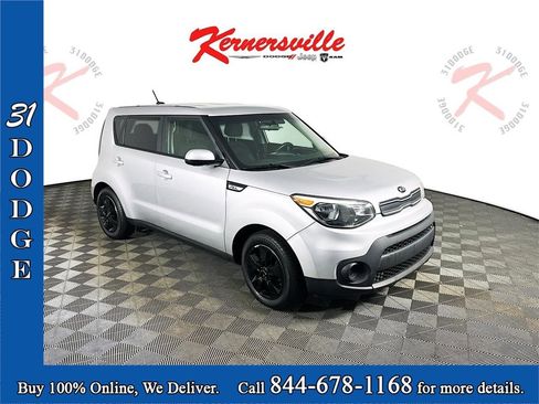 Used 2019 Kia Soul w/ Convenience Package image 1