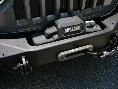 Used 2023 Jeep Wrangler Unlimited Sport AWD/4WD image 12