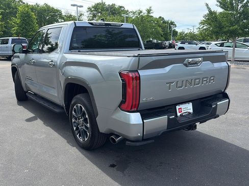 Used 2022 Toyota Tundra Limited AWD/4WD image 12