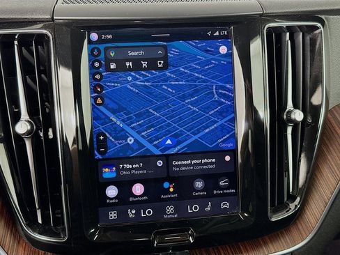 Used 2023 Volvo XC60 B5 Plus w/ Climate Package image 17