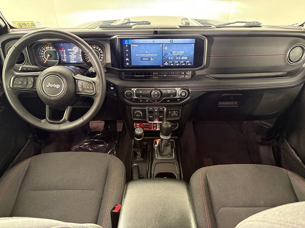 Used 2025 Jeep Wrangler Unlimited Rubicon AWD/4WD image 34
