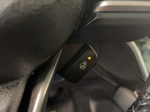 Used 2025 Subaru Outback Limited image 16