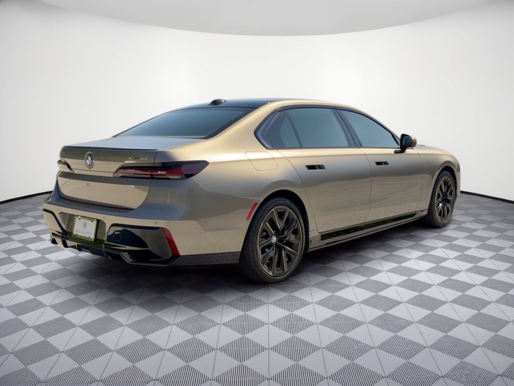 Certified 2024 BMW i7 xDrive60 w/ Executive Package AWD/4WD image 9