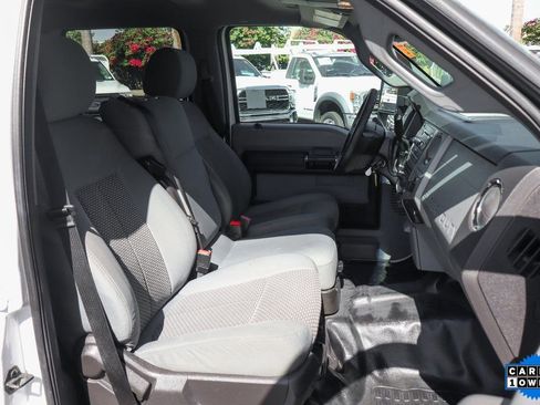 Used 2016 Ford F550 4x4 Crew Cab Super Duty image 34