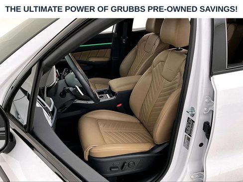 Used 2025 Kia Sorento SX Prestige w/ Olive Brown Leather Package AWD/4WD image 33
