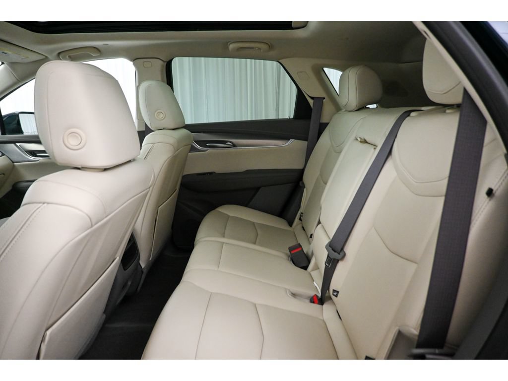 Used 2025 Cadillac XT5 Premium Luxury AWD/4WD image 20