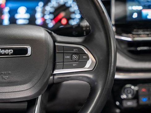 Used 2022 Jeep Compass Latitude w/ Sun and Sound Group image 44