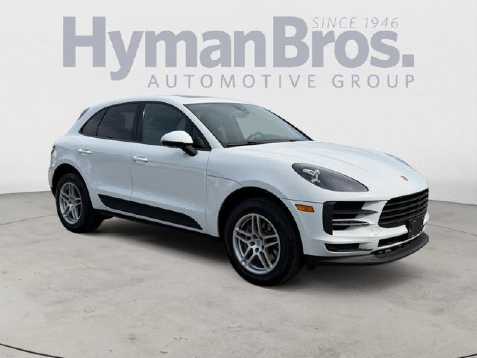 Used 2021 Porsche Macan AWD/4WD image 1