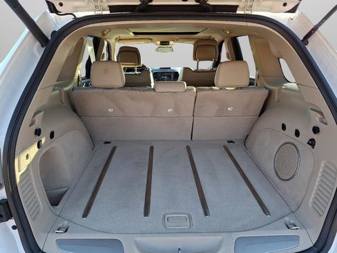 Certified 2015 Jeep Grand Cherokee Overland image 29