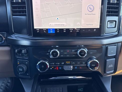 New 2026 Ford F250 Lariat w/ Black Appearance Package image 42