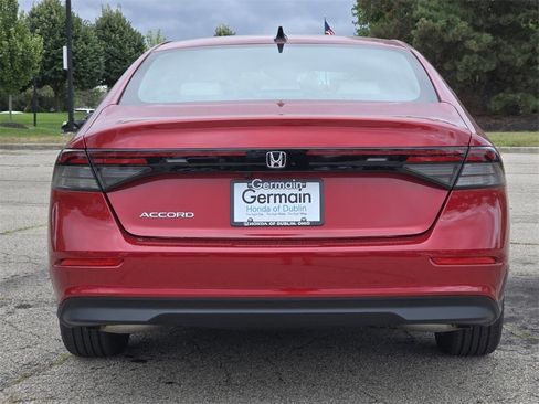 New 2025 Honda Accord SE image 16