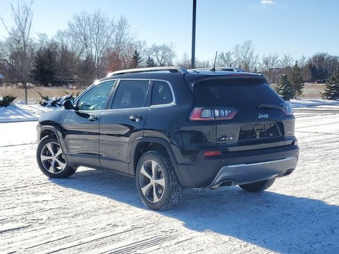 Used 2020 Jeep Cherokee Limited image 3
