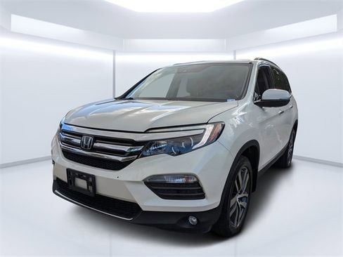 Used 2017 Honda Pilot Elite image 7