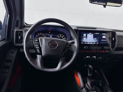 New 2025 Nissan Frontier PRO-4X image 21